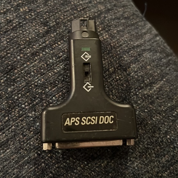 APS SCSI DOC Powerbook HDI 30 male to DB25 female SCSI adapter with switch - Picture 2 of 5